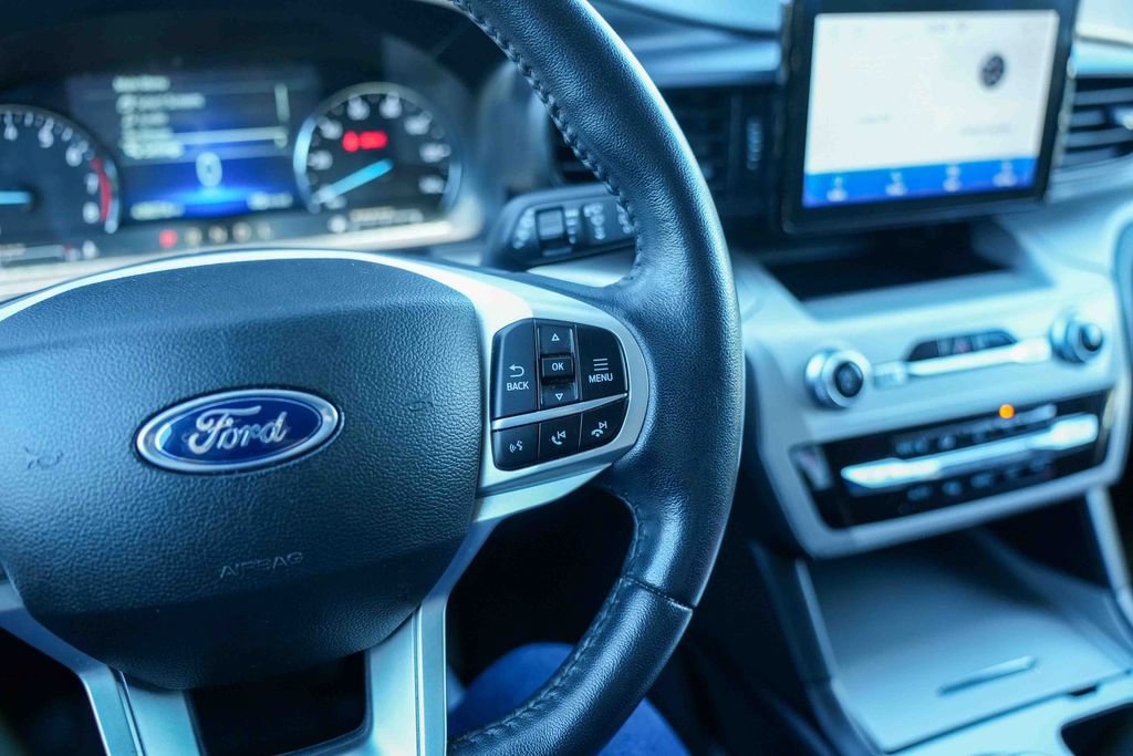 Certified 2023 Ford Explorer XLT AWD/4WD image 35