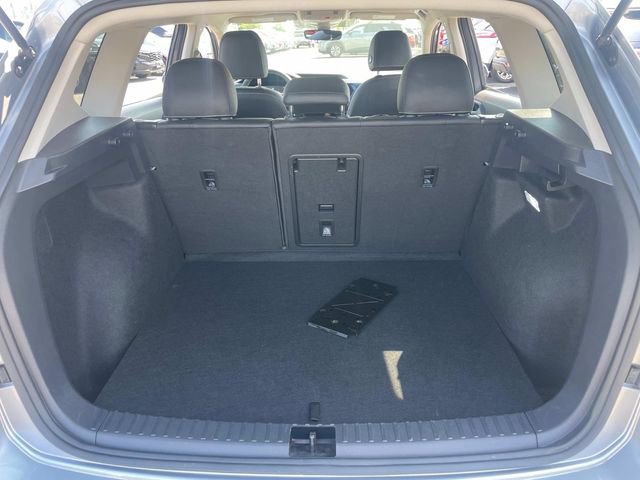 Used 2024 Volkswagen Taos SE image 8