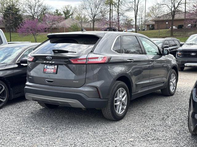 Certified 2023 Ford Edge SEL image 3