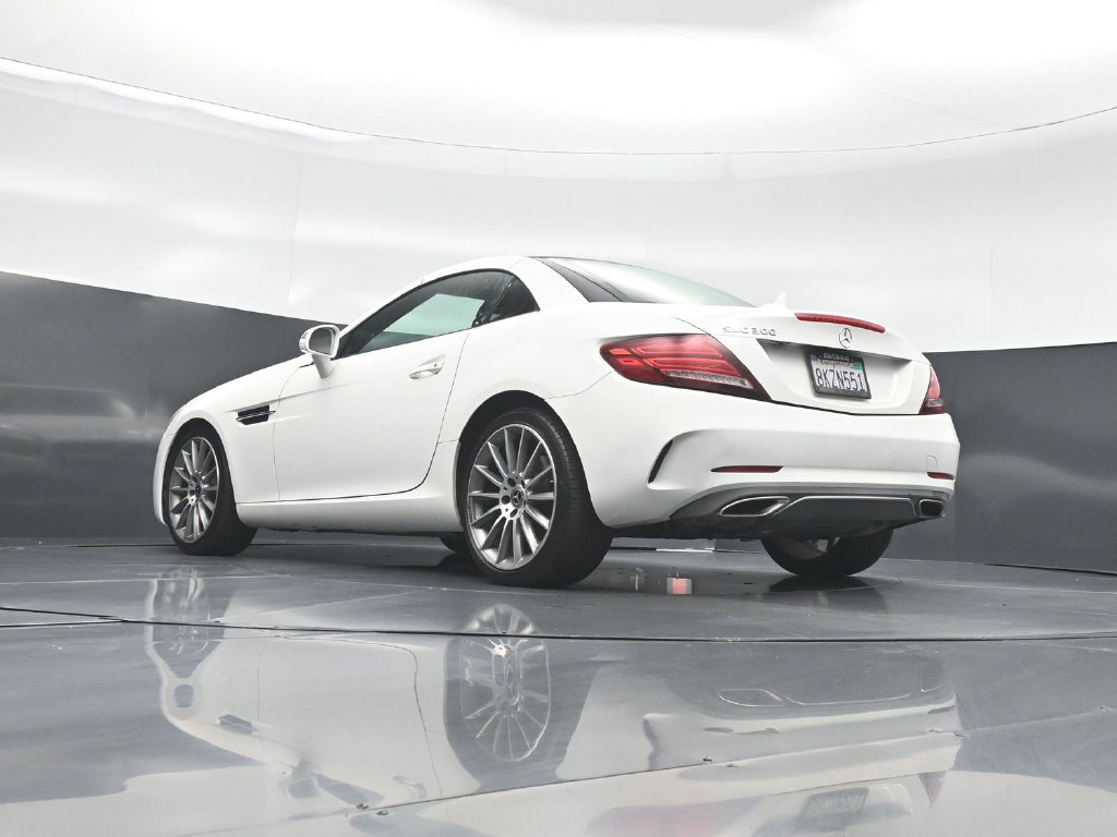 Used 2017 Mercedes-Benz SLC 300 image 45