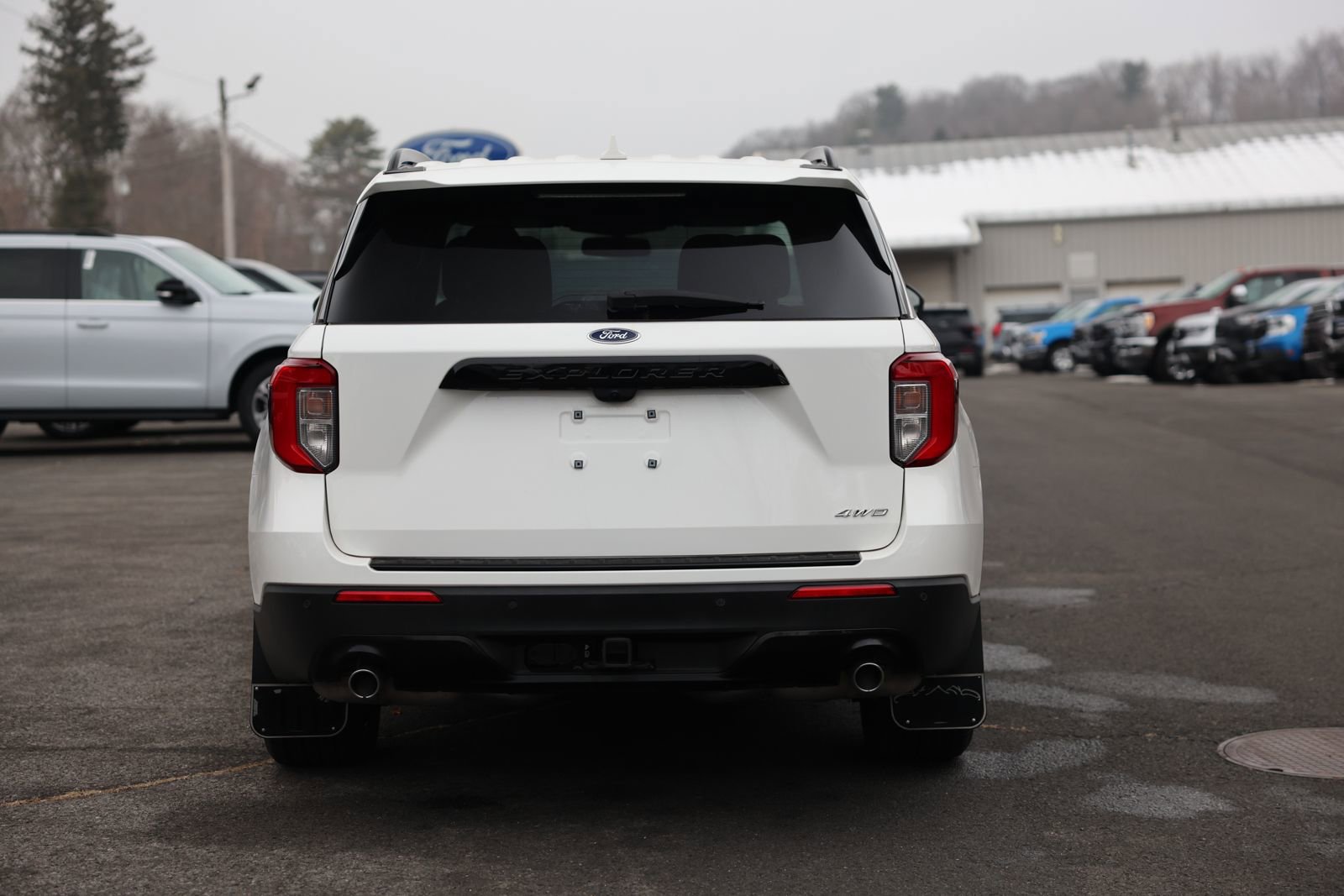 Certified 2022 Ford Explorer ST-Line w/ Class IV Trailer Tow Package AWD/4WD image 6