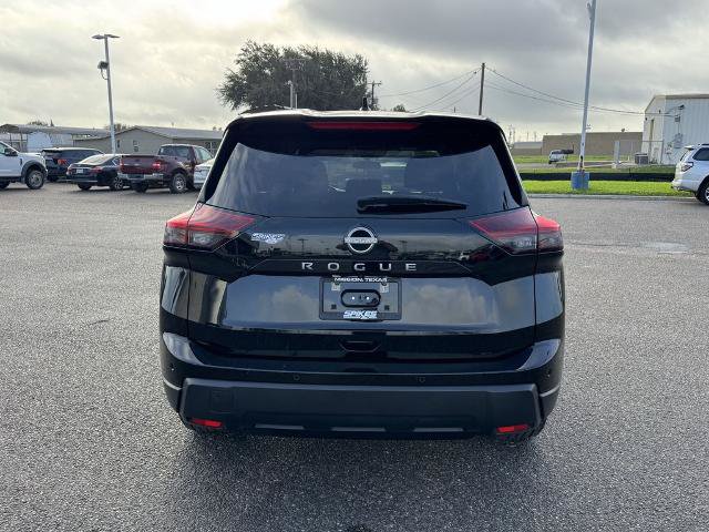 Used 2025 Nissan Rogue SV FWD image 4