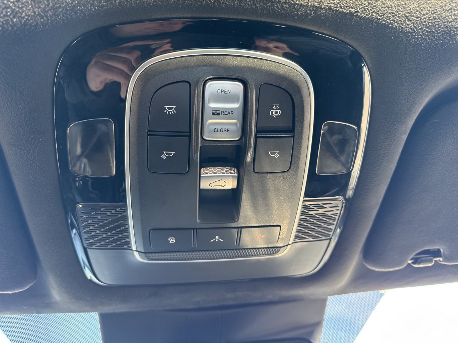 Used 2021 Hyundai Palisade Calligraphy image 37