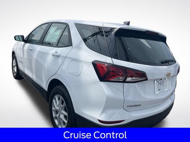 Used 2024 Chevrolet Equinox LS FWD image 5