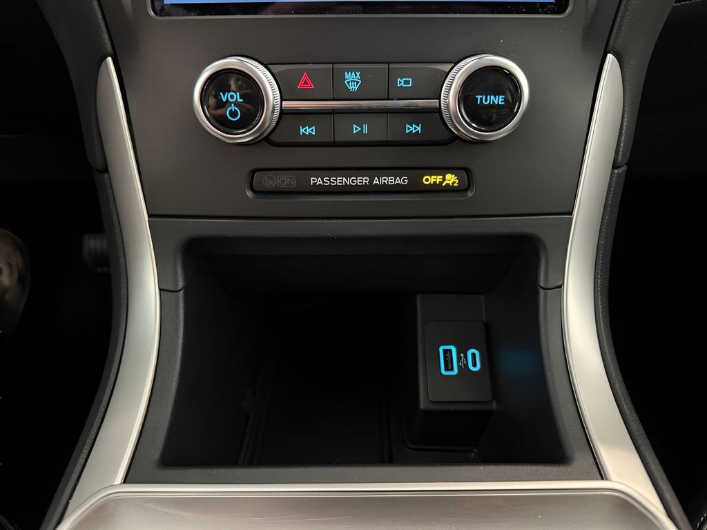 Certified 2024 Ford Edge SEL w/ Convenience Package AWD/4WD image 24