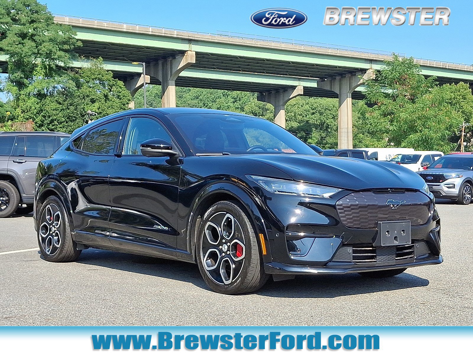 Certified 2022 Ford Mustang Mach-E GT image 10