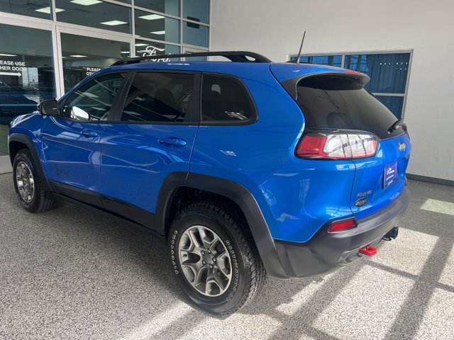 Used 2022 Jeep Cherokee Trailhawk w/ Comfort/Convenience Group AWD/4WD image 7