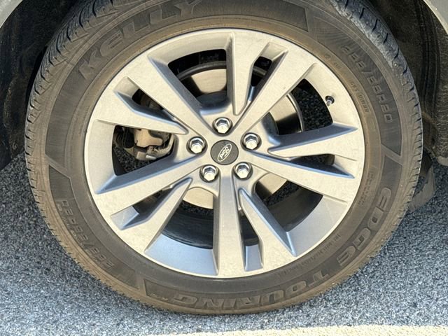 Certified 2021 Ford Explorer XLT w/ Equipment Group 202A image 8