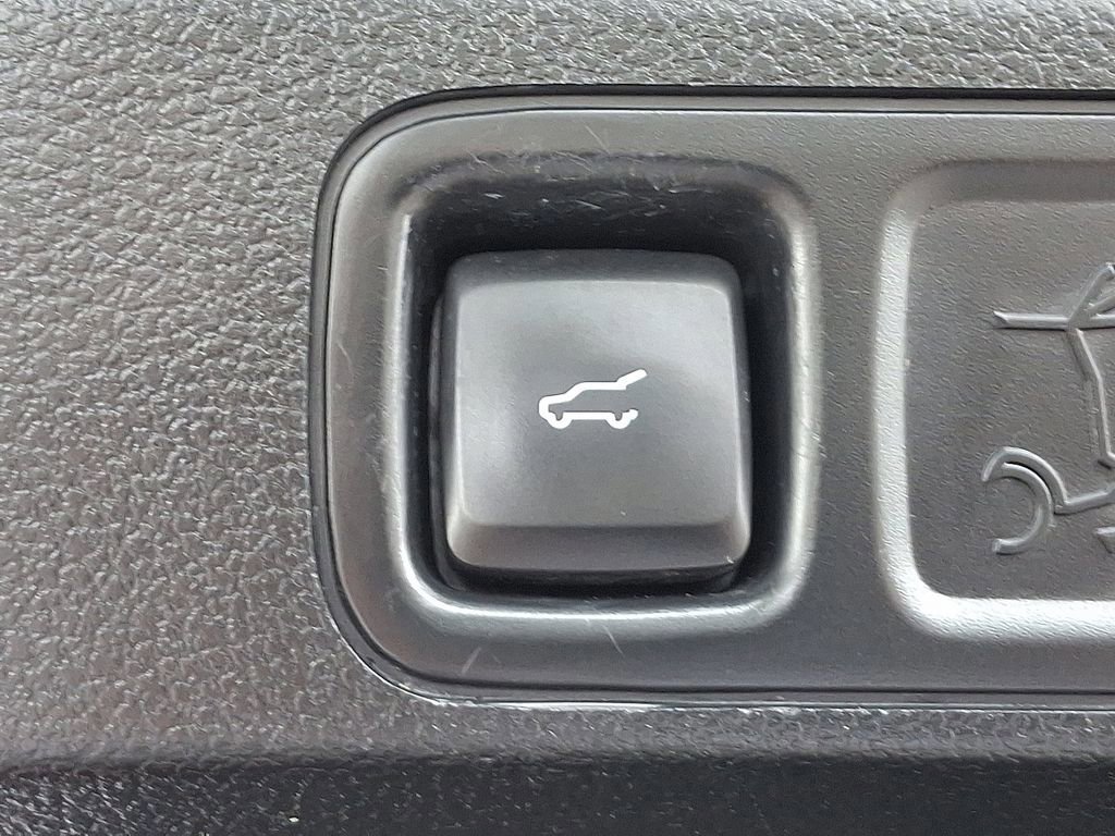 Certified 2021 Ford Expedition XLT image 31