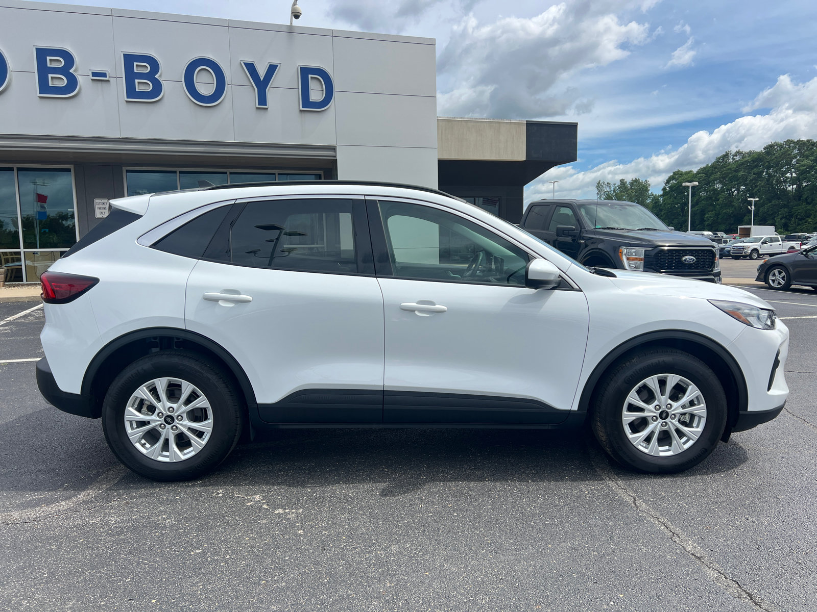 Certified 2023 Ford Escape Active w/ Tech Pack #2 AWD/4WD image 9