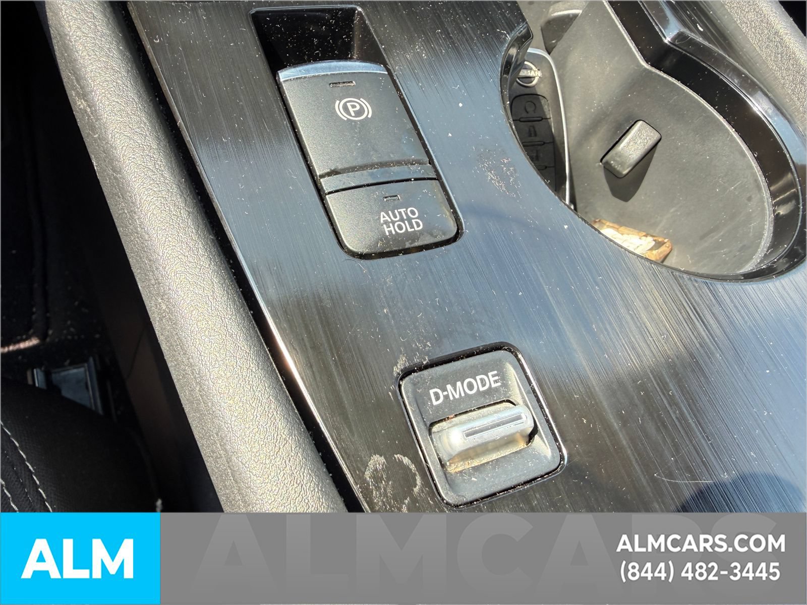 Used 2025 Nissan Rogue SV FWD image 20