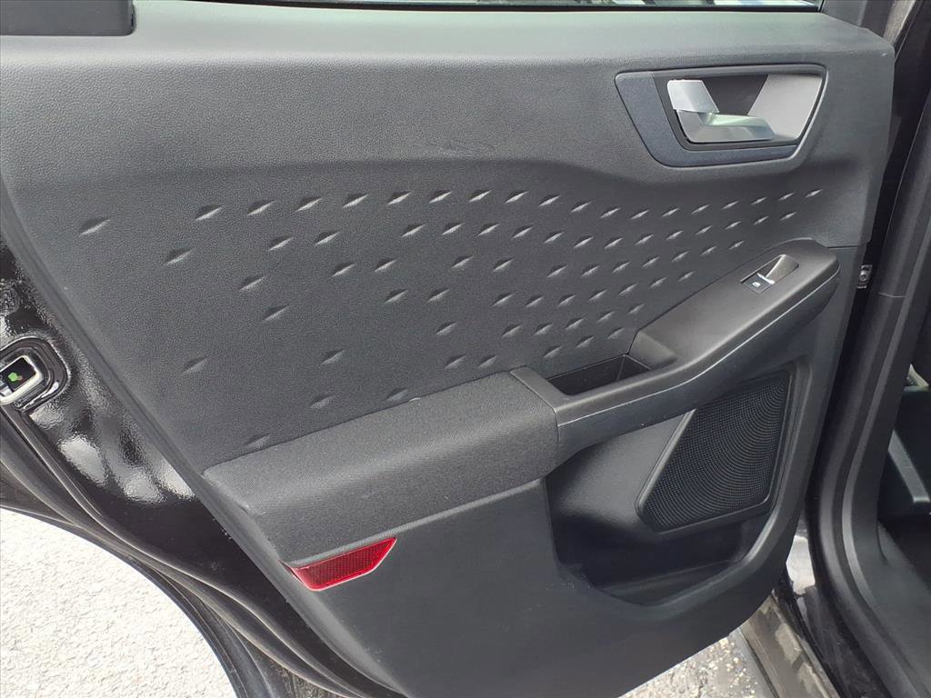 Certified 2020 Ford Escape SE image 14