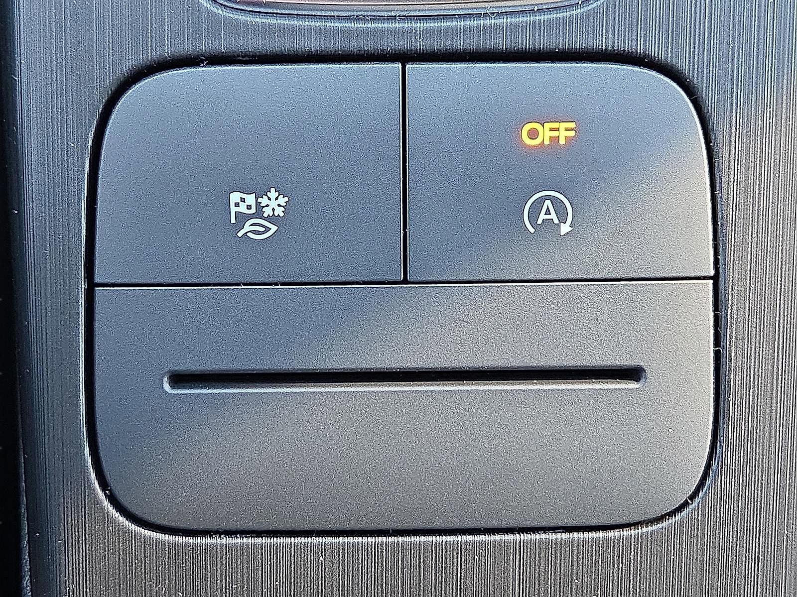 Certified 2025 Ford Escape Active image 18