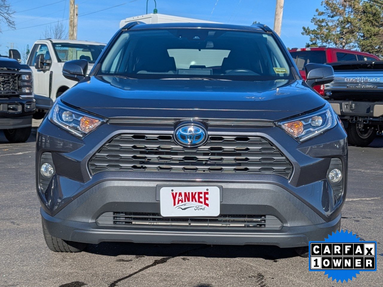 Used 2021 Toyota RAV4 XLE image 9