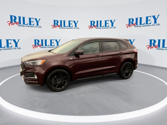 Certified 2022 Ford Edge ST-Line w/ Class II Trailer Tow Package image 3