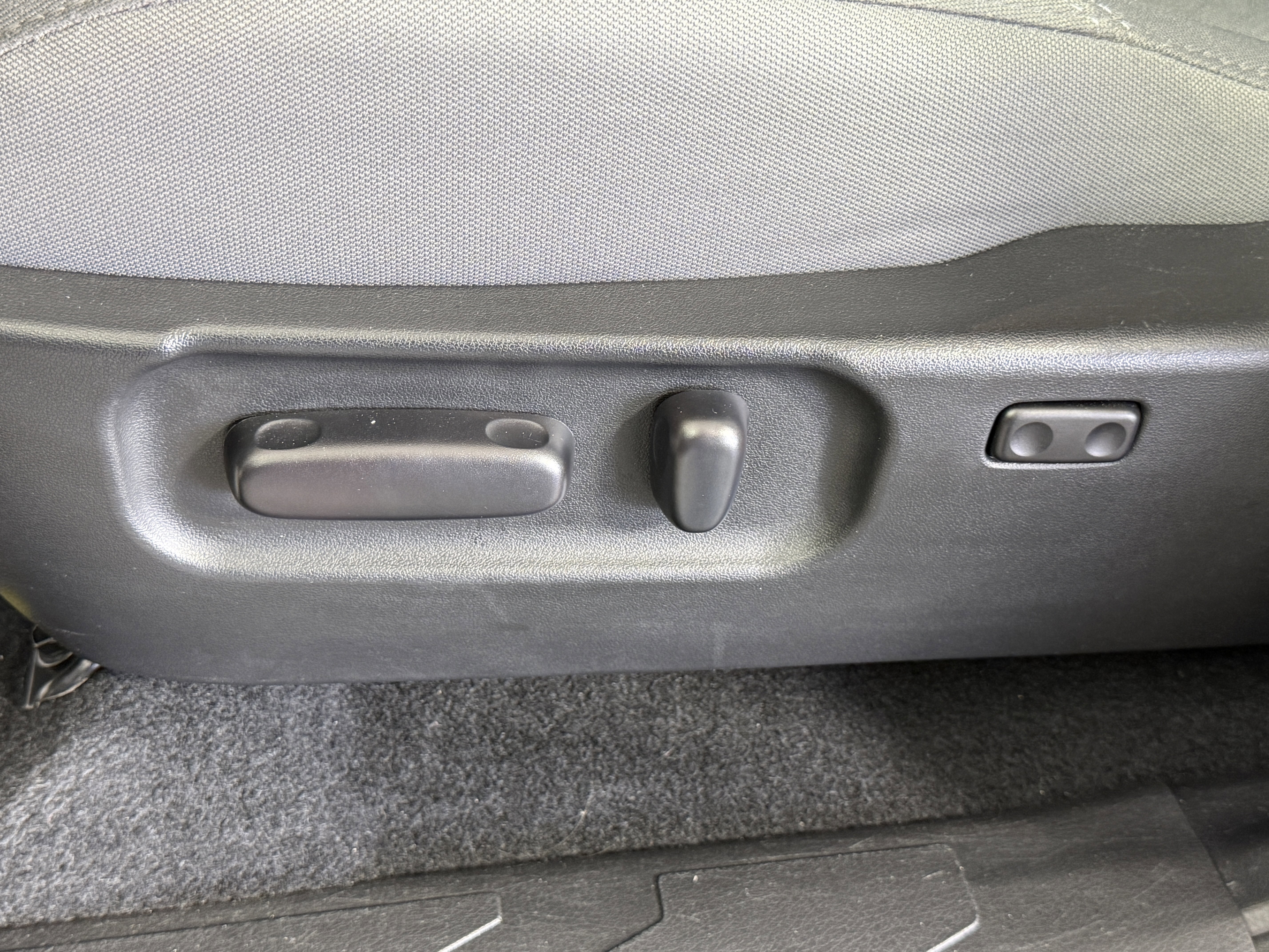 Used 2023 Toyota Tacoma SR5 image 17