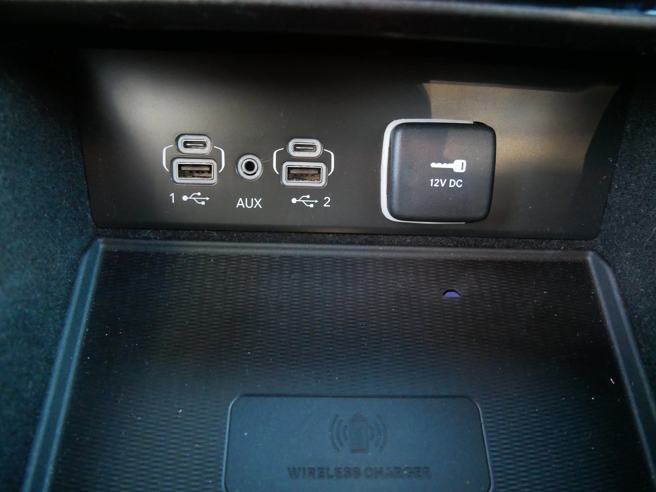 Used 2022 Jeep Grand Cherokee Overland w/ Luxury Tech Group IV image 32