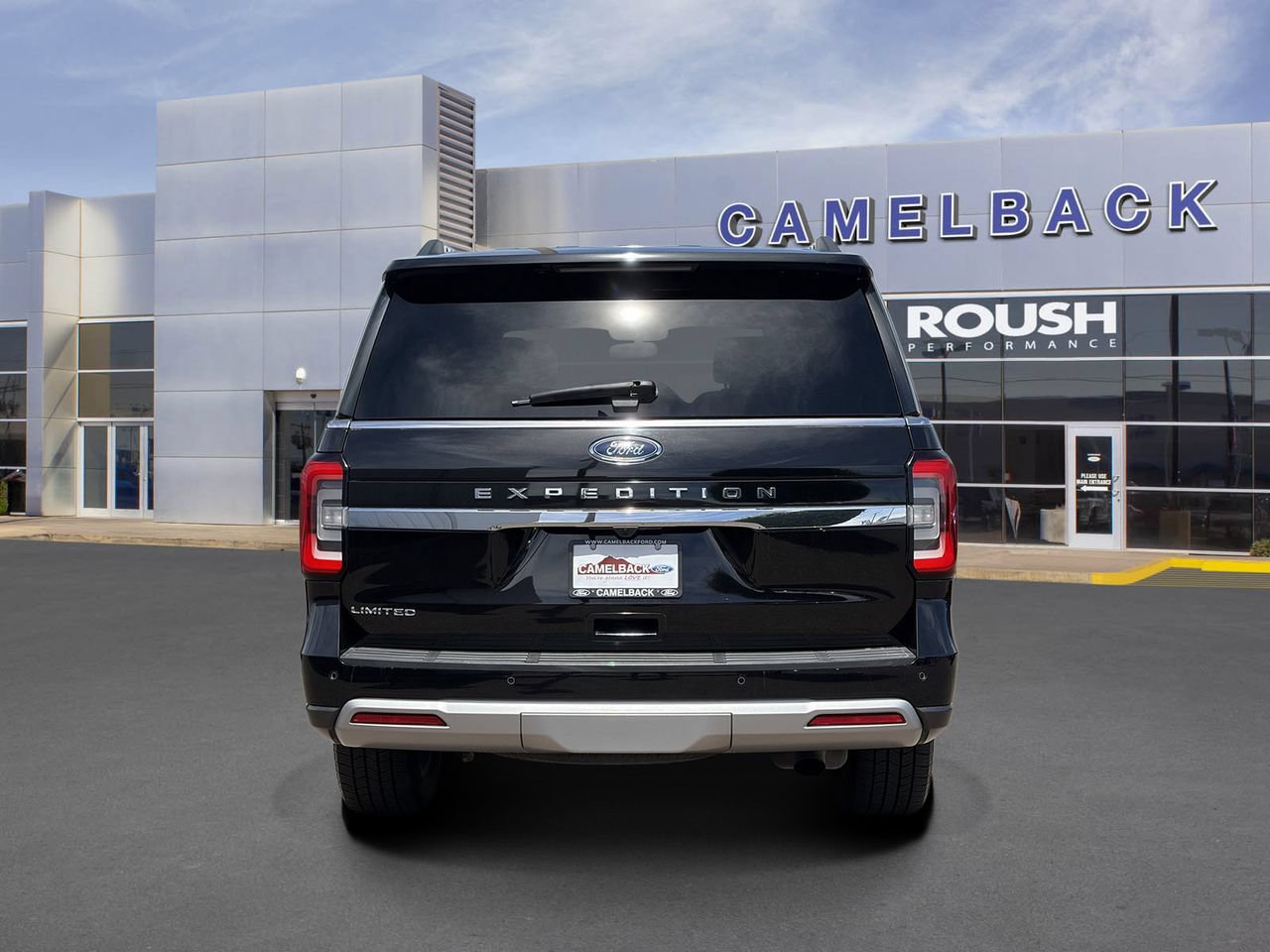 Certified 2023 Ford Expedition Limited AWD/4WD image 5