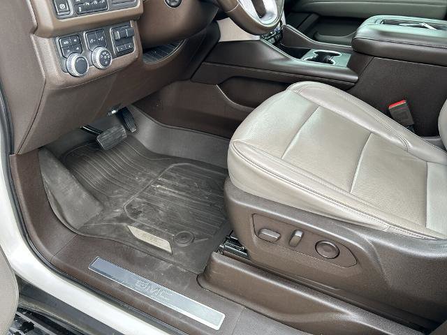 Used 2021 GMC Yukon SLT w/ SLT Luxury Plus Package image 9