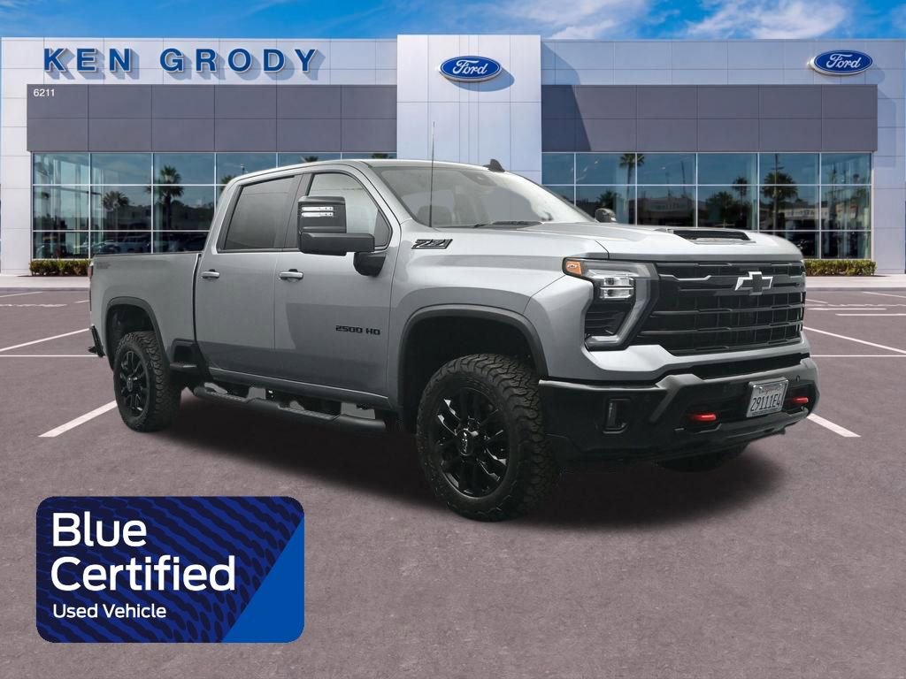 Used 2025 Chevrolet Silverado 2500 LT w/ Trail Boss Package AWD/4WD image 1