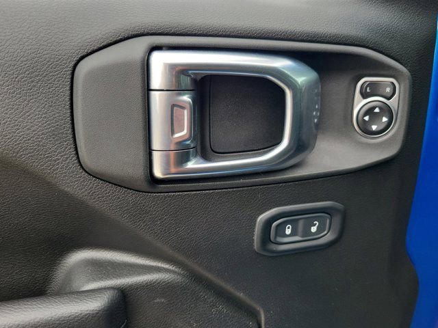 Used 2024 Jeep Wrangler Sport AWD/4WD image 15