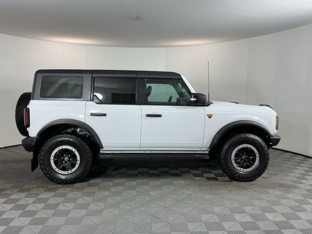 Certified 2023 Ford Bronco Badlands w/ Sasquatch Package AWD/4WD image 4