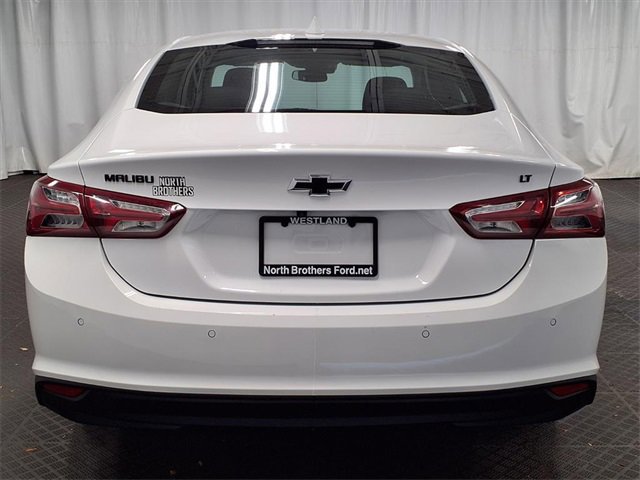 Used 2024 Chevrolet Malibu LT image 3