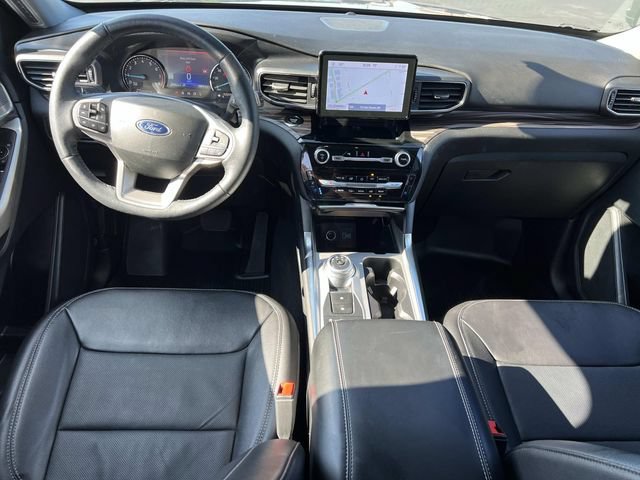 Certified 2023 Ford Explorer Limited w/ Equipment Group 301A AWD/4WD image 15