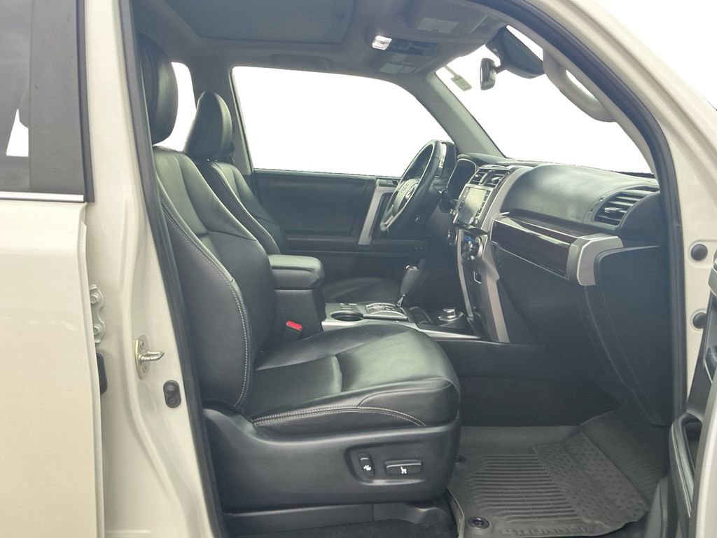 Used 2023 Toyota 4Runner Limited AWD/4WD image 22