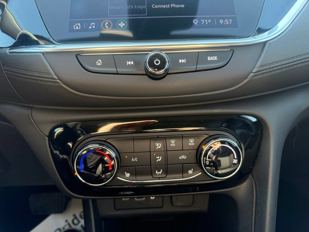 Used 2023 Buick Encore GX Preferred w/ Cold Weather Comfort Package FWD image 25