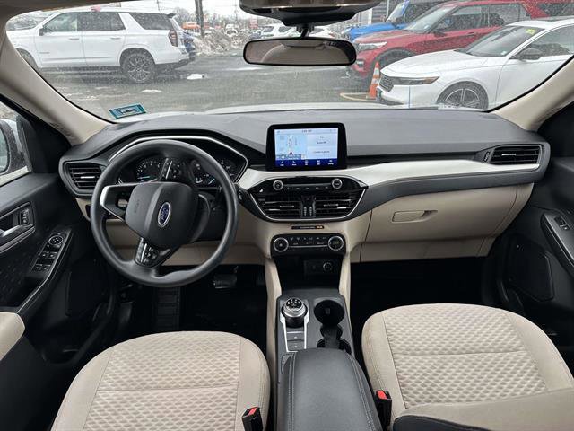 Certified 2020 Ford Escape SE image 39