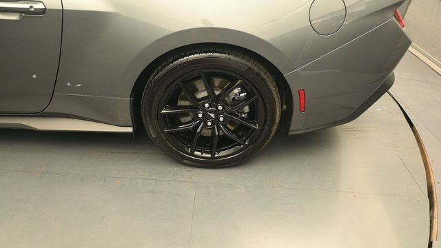 Certified 2025 Ford Mustang GT Premium RWD image 9