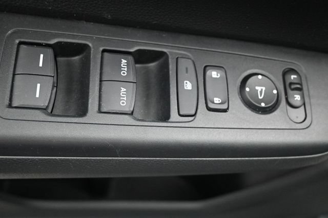 Used 2024 Honda CR-V EX image 7