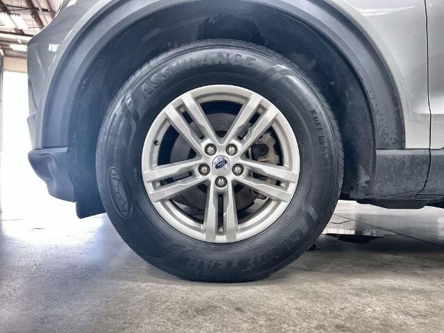 Certified 2023 Ford Explorer XLT w/ Equipment Group 202A AWD/4WD image 11