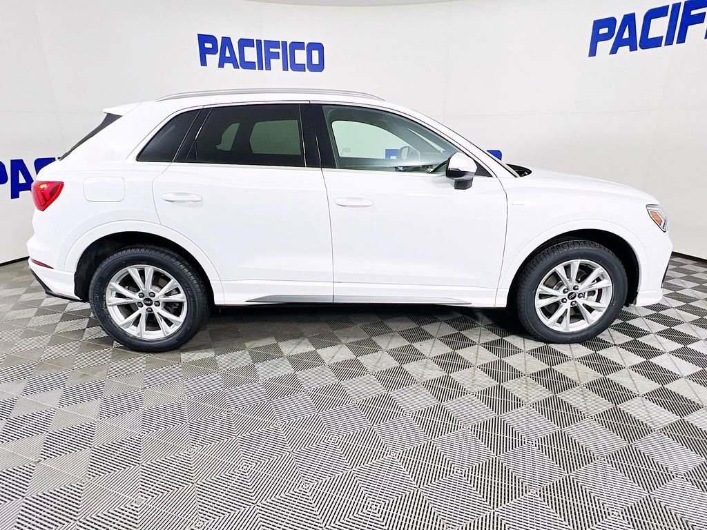 Used 2025 Audi Q3 2.0T Premium AWD/4WD image 10