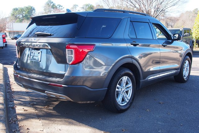 Certified 2020 Ford Explorer XLT w/ Equipment Group 202A image 7