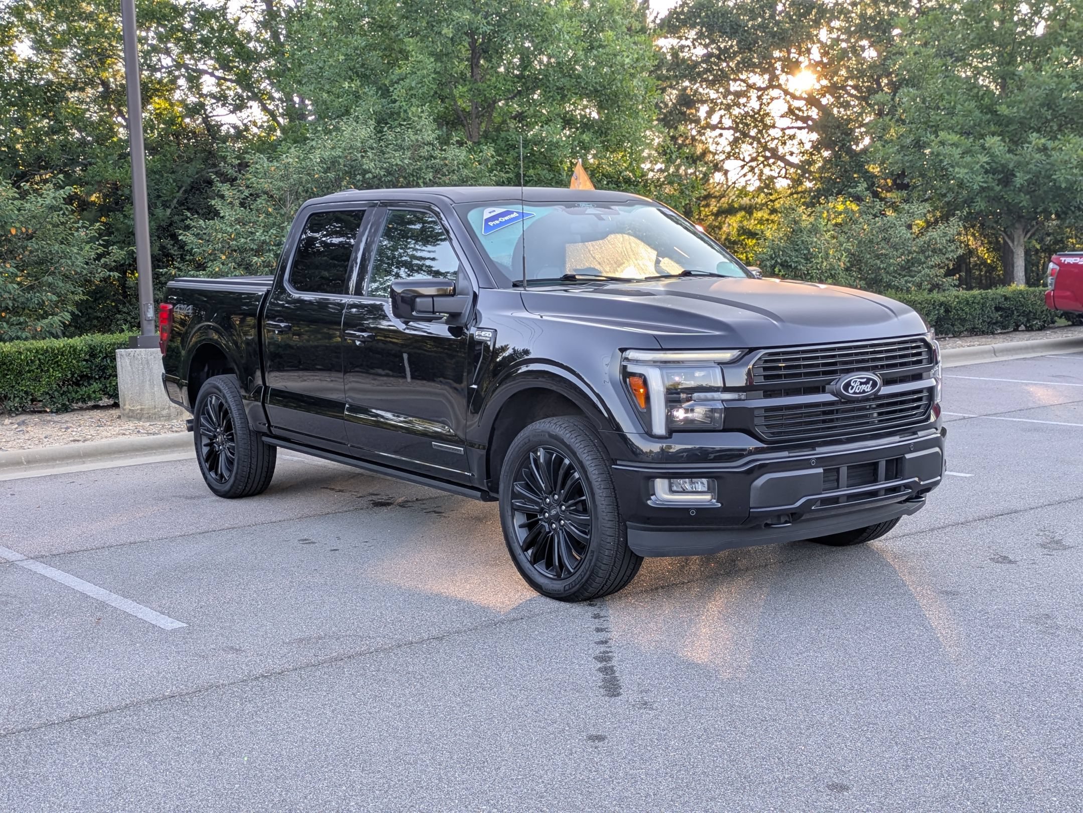 Certified 2025 Ford F150 Platinum w/ Equipment Group 702A High AWD/4WD image 1