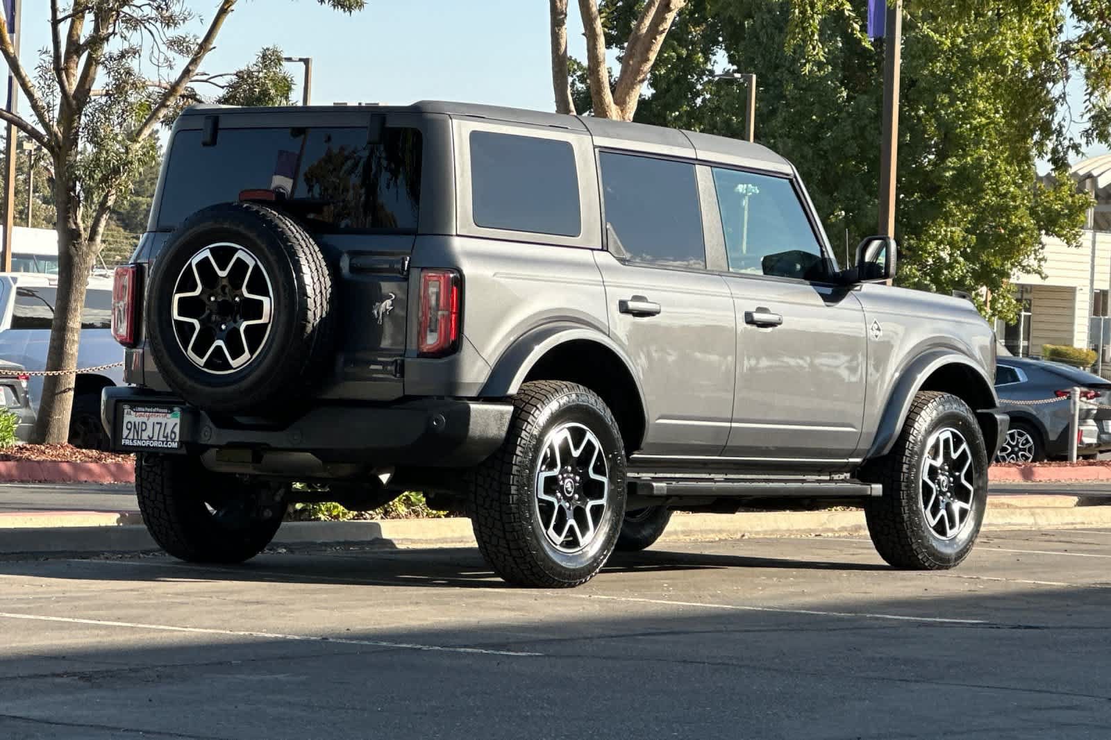 Certified 2024 Ford Bronco Outer Banks AWD/4WD image 2