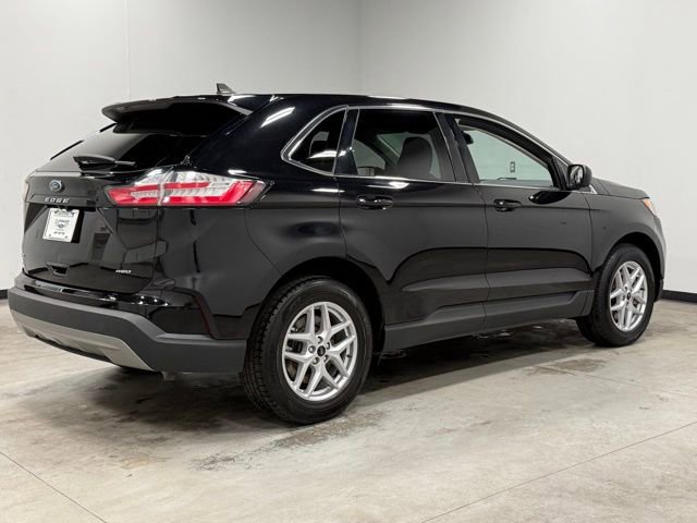 Certified 2024 Ford Edge SEL AWD/4WD image 12