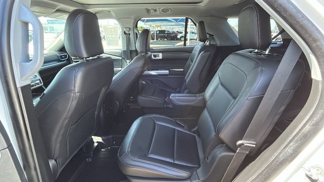 Certified 2023 Ford Explorer XLT w/ Equipment Group 202A AWD/4WD image 16