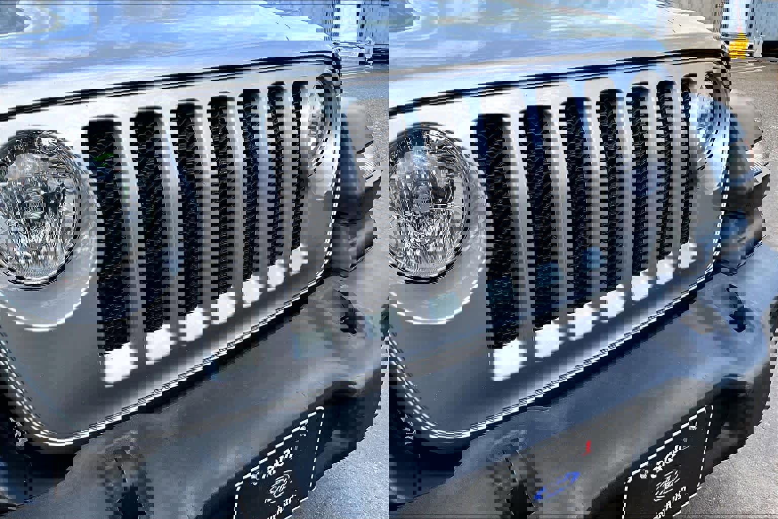 Used 2021 Jeep Wrangler Unlimited Sport image 31