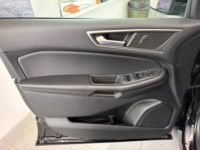 Certified 2023 Ford Edge SEL w/ Convenience Package AWD/4WD image 16