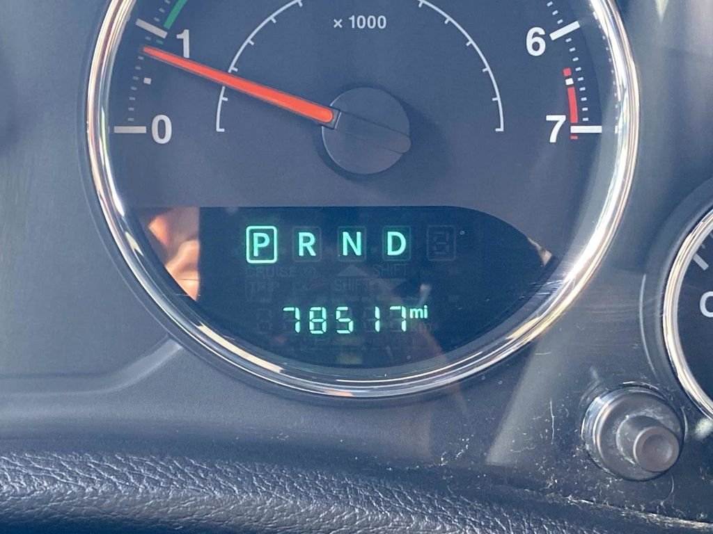Used 2018 Jeep Wrangler Unlimited Sahara AWD/4WD image 35