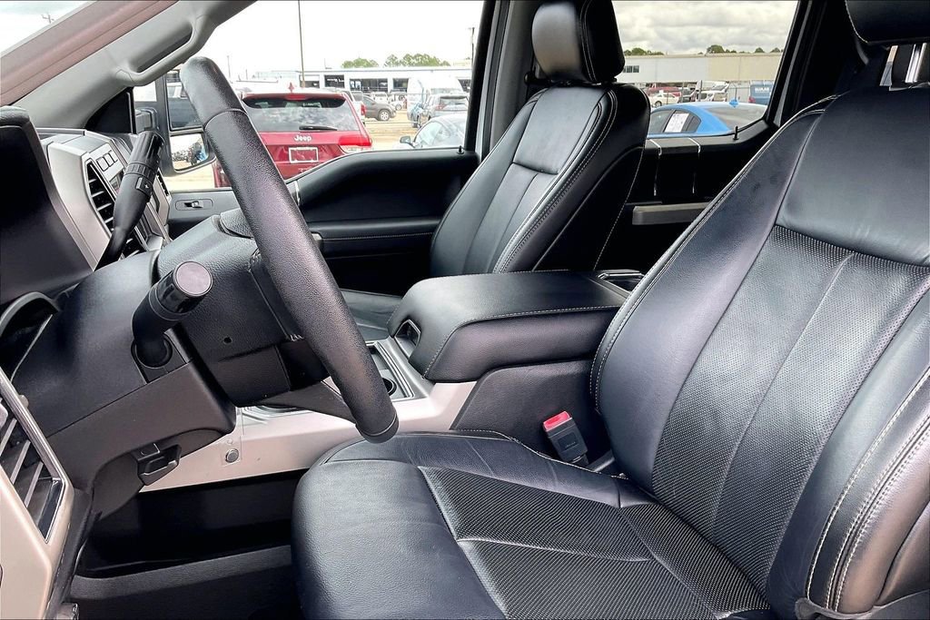 Certified 2020 Ford F250 Lariat w/ Lariat Value Package image 18