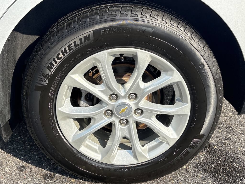 Used 2018 Chevrolet Equinox LS FWD image 16