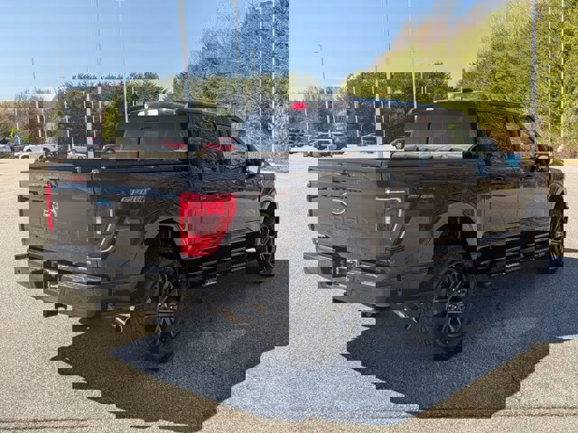 Certified 2022 Ford F150 XLT w/ Equipment Group 302A High image 4