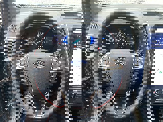 Certified 2024 Ford Edge ST-Line w/ Class II Trailer Tow Package image 14