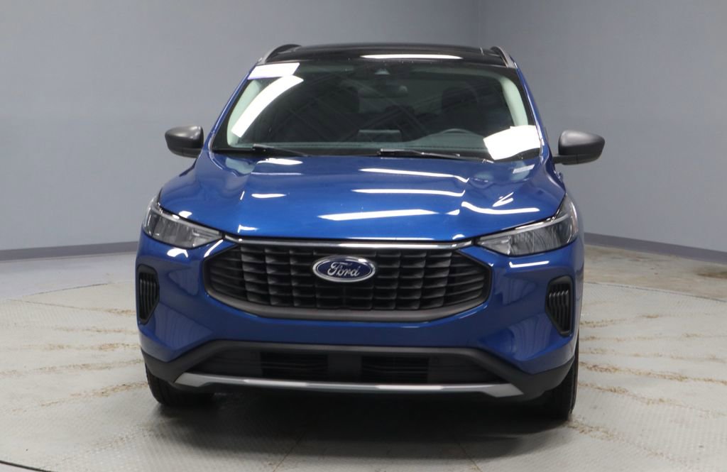 Certified 2023 Ford Escape Active AWD/4WD image 6
