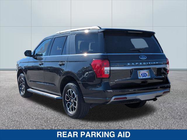 Certified 2023 Ford Expedition XLT image 4