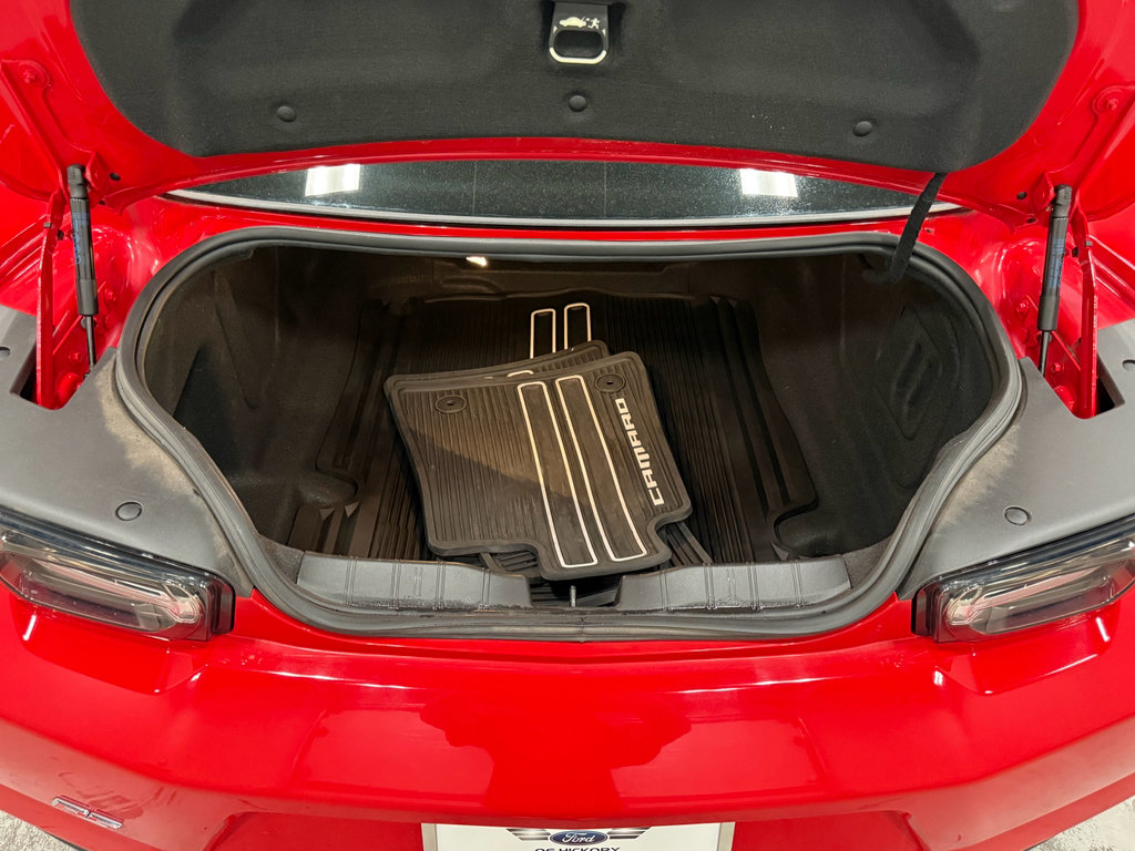 Used 2020 Chevrolet Camaro LT w/ RS Package image 28